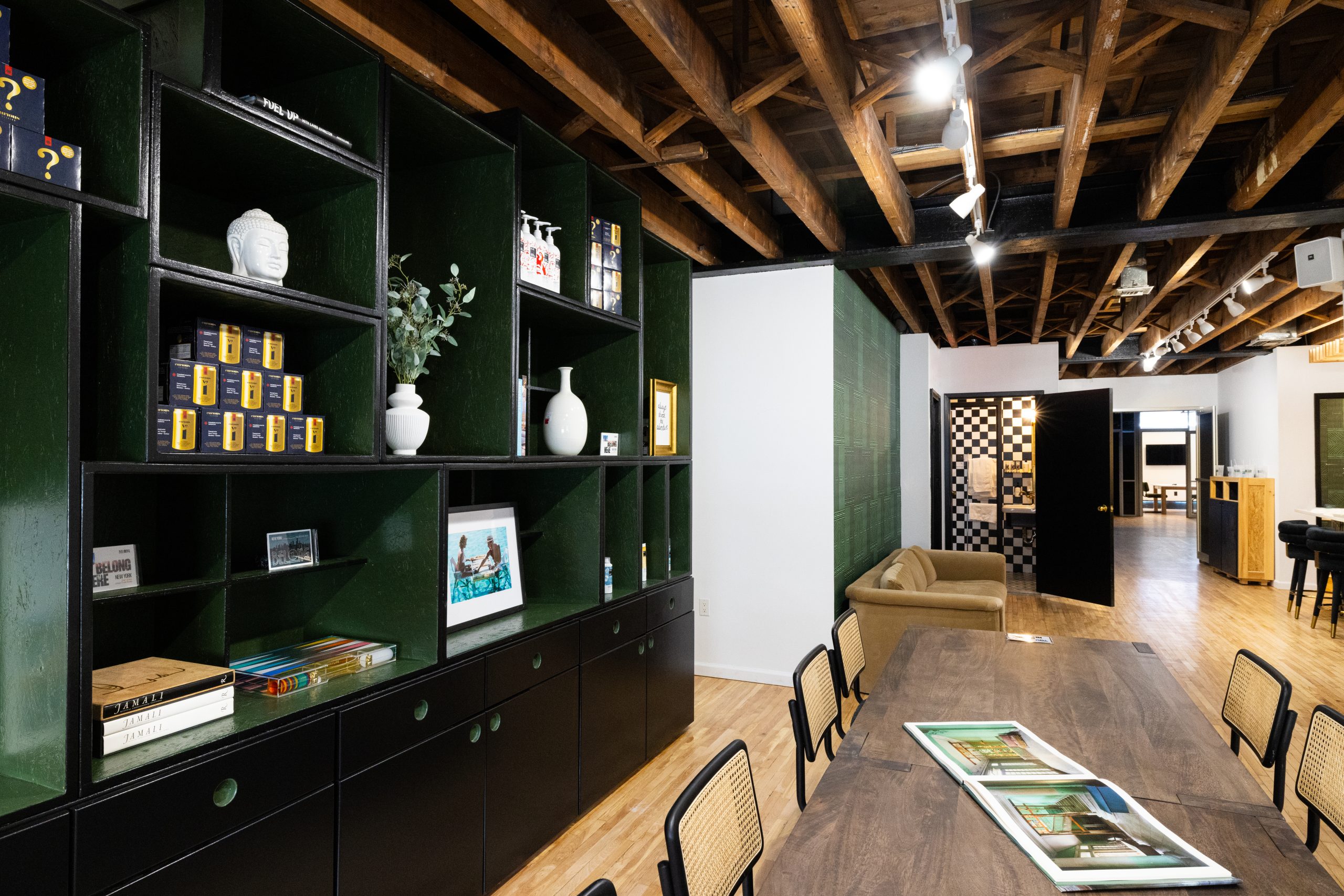2024_04_10-r5-belong-space-interior-images-soho-9853